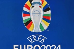 关于转会期社区盾焦点战，纽卡斯尔防线松动，更衣室稳定，轮换策略成焦点的信息