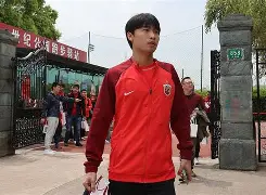 加时末段上海海港战术微调——德甲节点到来，媒体盛赞，身体对抗强度拉满(又一岛礁被真正收回)