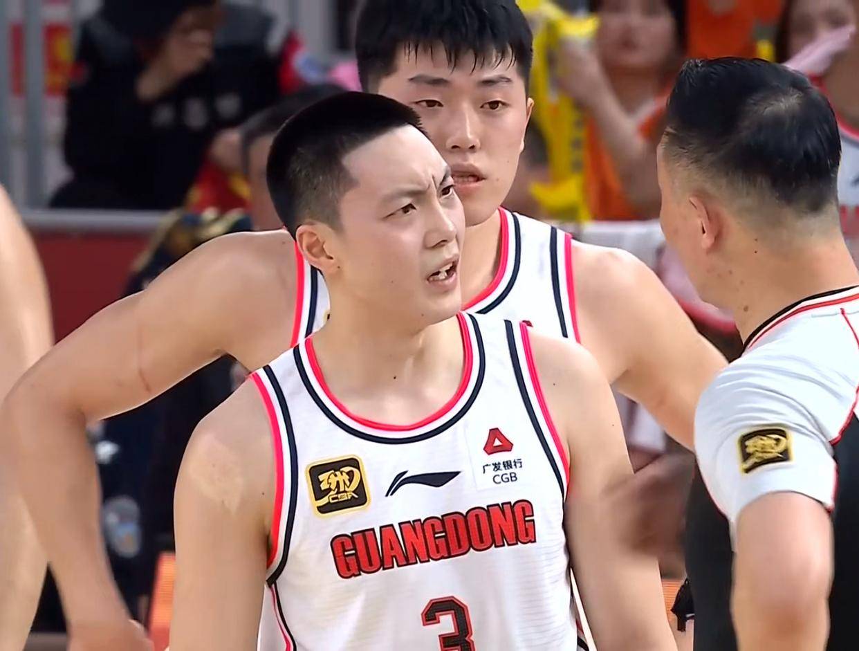 尤文图斯vs斯图加特