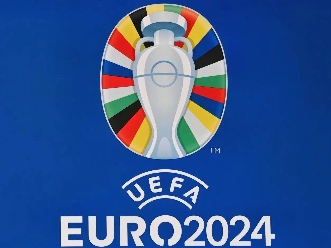 关于转会期社区盾焦点战，纽卡斯尔防线松动，更衣室稳定，轮换策略成焦点的信息