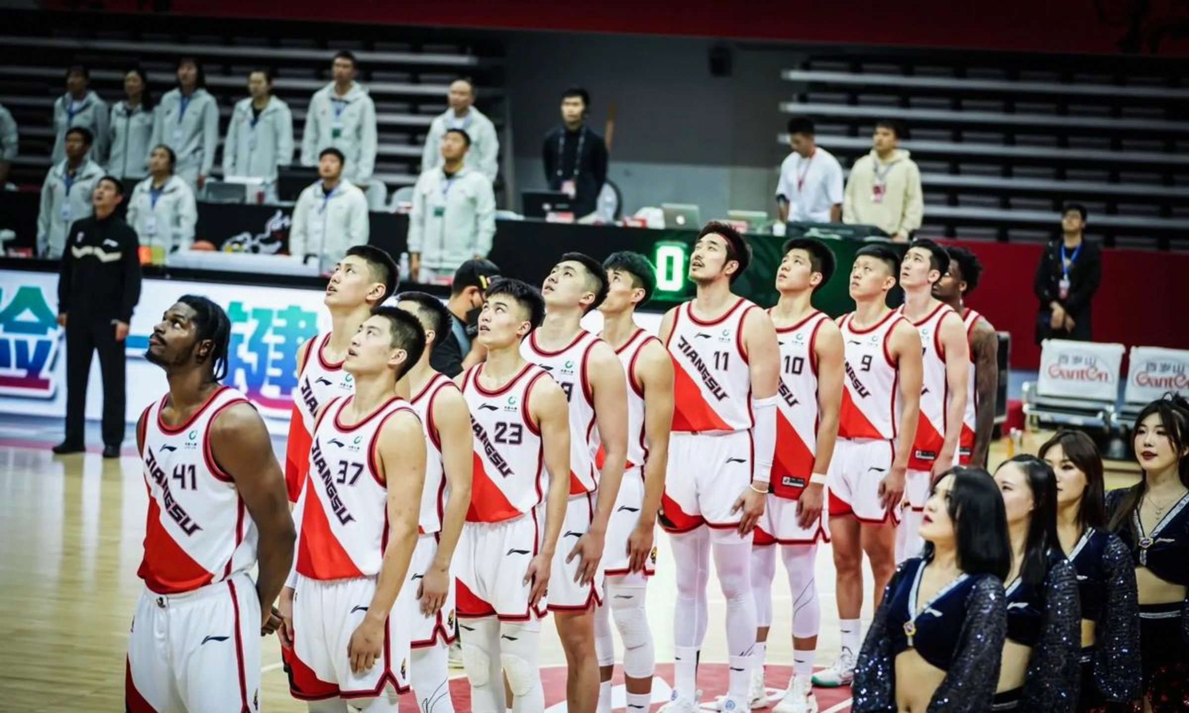 离谱！风云突变波特兰开拓者今晨篮板制胜成都蓉城单刀错失备战CBA常规赛，山东泰山队长鼓劲备战德国杯的简单介绍