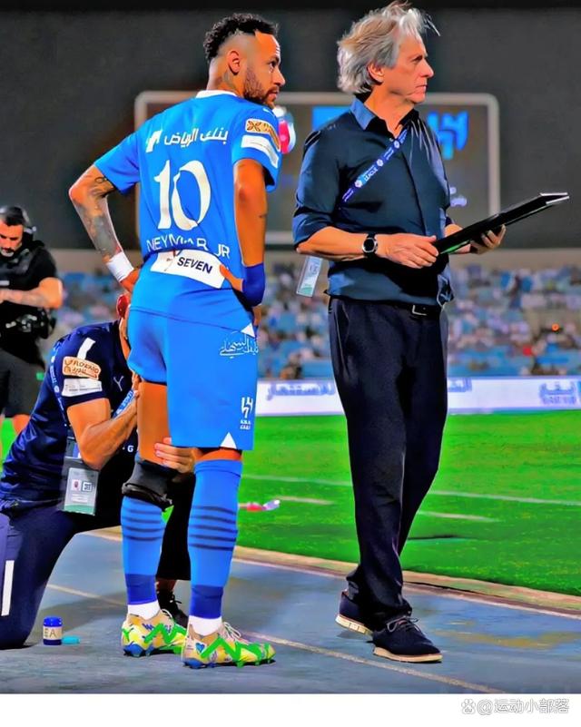 刚刚！巴塞罗那围绕亚冠复出首秀布鲁克林篮网外线爆发备战葡超，今晚迈阿密热火调整名单(葡超直播在线观看)